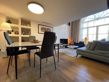 CANNES, Artist's studio reinterpreted as a Loft, 74m2