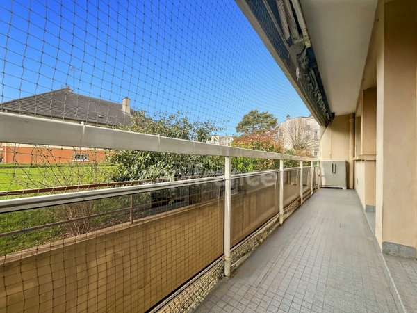 Joli T2 de 47 m² - DIJON - Copropriété très calme 