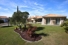 MAISON CONTEMPORAINE HAUT DE GAMME 203M2 AVEC PISCINE CHAUFFÉE ET DOUBLE GARAGE