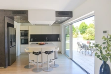 MAISON CONTEMPORAINE HAUT DE GAMME 203M2 AVEC PISCINE CHAUFFÉE ET DOUBLE GARAGE