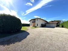 MAISON CONTEMPORAINE 6 PIECES 156m2 AVEC DOUBLE GARAGE, QUARTIER RECHERCHE.