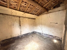 Maison à rénover avec dépendances et 16 870m2 de terrain Proche de AIRE SUR L'ADOUR (40)