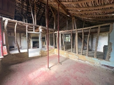 Maison à rénover avec dépendances et 16 870m2 de terrain Proche de AIRE SUR L'ADOUR (40)