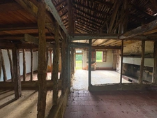 Maison à rénover avec dépendances et 16 870m2 de terrain Proche de AIRE SUR L'ADOUR (40)