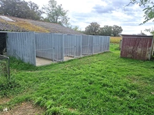 MAISON 137m2 + DÉPENDANCES + ÉLEVAGE CANIN SUR 5,7 HA DE TERRAIN Proche de AIRE SUR L'ADOUR (40)
