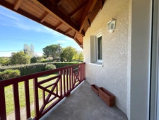MAISON CONTEMPORAINE 6 PIECES 156m2 AVEC DOUBLE GARAGE, QUARTIER RECHERCHE.