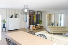 MAISON CONTEMPORAINE HAUT DE GAMME 203M2 AVEC PISCINE CHAUFFÉE ET DOUBLE GARAGE