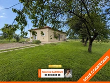MAISON CONTEMPORAINE DE PLAIN-PIED AVEC DEPENDANCES SUR PLUS DE 1 HECTARE AVEC VUE PYRENEES 