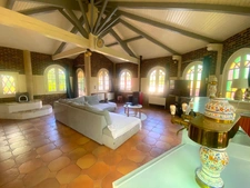 Maison 5 pièces 257m2 avec piscine et garages à AIRE SUR L'ADOUR