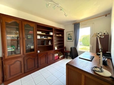 MAISON CONTEMPORAINE 6 PIECES 156m2 AVEC DOUBLE GARAGE, QUARTIER RECHERCHE.