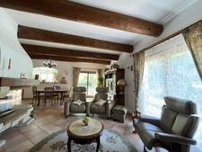 Ceyreste charmante maison de plain pied de 130 M2, 3 chambres, garage, piscine sur un terrain de 1 600 M2