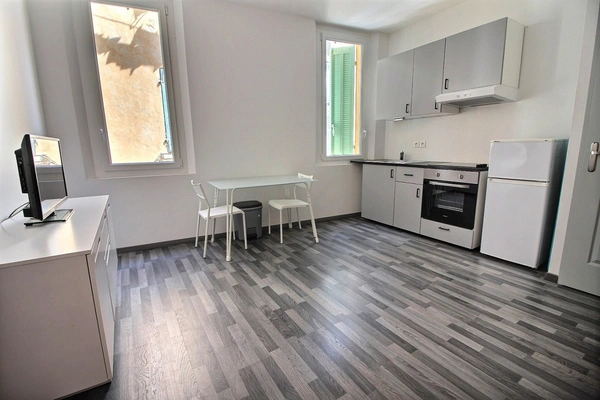 Appartement à vendre 2 pièces LA CIOTAT (13)