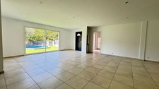 À vendre – Belle maison T4 avec piscine, jardin et terrasse