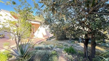 Ceyreste charmante maison de plain pied de 130 M2, 3 chambres, garage, piscine sur un terrain de 1 600 M2
