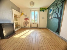 🏡 Maison de caractère – 6 chambres – Dépendance – Terrain arboré de 1 400 m²