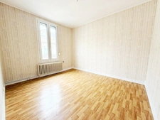 Maison entièrement rénovée - 3 chambres - Jardin plein sud - Saint-Pavin