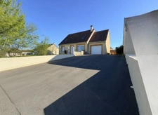 Maison 110 m² – 4 chambres – Aucun travaux – Poêle granulés – Garage – Coulans sur Gée