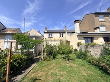 Maison entièrement rénovée - 3 chambres - Jardin plein sud - Saint-Pavin