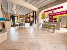 DEUX MAISONS INDÉPENDANTES – ENVIRON 200 M² – TERRAIN 920 M²