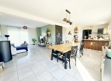 Maison 110 m² – 4 chambres – Aucun travaux – Poêle granulés – Garage – Coulans sur Gée