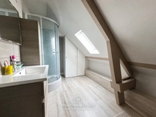 DEUX MAISONS INDÉPENDANTES – ENVIRON 200 M² – TERRAIN 920 M²