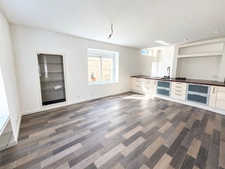 Loft contemporain au Mans – Pièce de vie 80 m² – 3 chambres – Terrasse – Garage