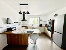 Maison de plain-pied – 130 m² Allonnes