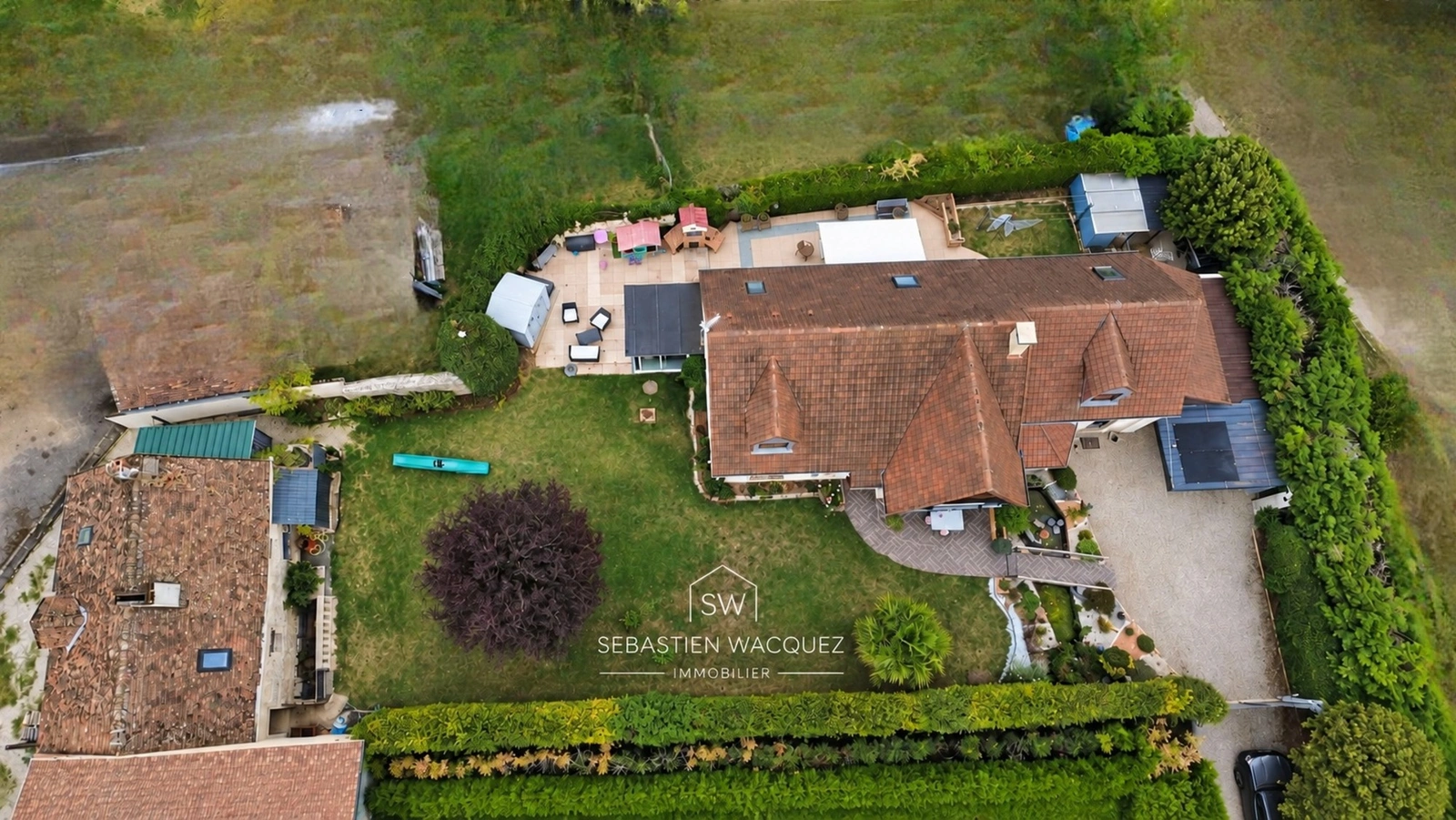 DEUX MAISONS INDÉPENDANTES – ENVIRON 200 M² – TERRAIN 920 M², vue principale
