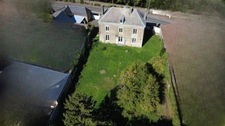 🏡 Maison de caractère – 6 chambres – Dépendance – Terrain arboré de 1 400 m²