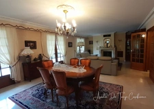Grande maison familiale sur les hauteurs de Beaulieu-sur-Dordogne
