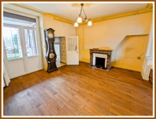 Maison à vendre 6 pièces centre de SAINT VRAIN (91) à rénover