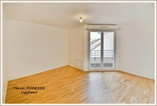 Appartement 2 pièces BRETIGNY SUR ORGE Dernier étage avec Mezzanine en duplex,2 balcons, parking