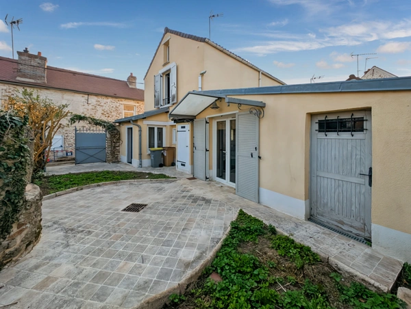 Maison à vendre 4 pièces SAINT VRAIN (91)