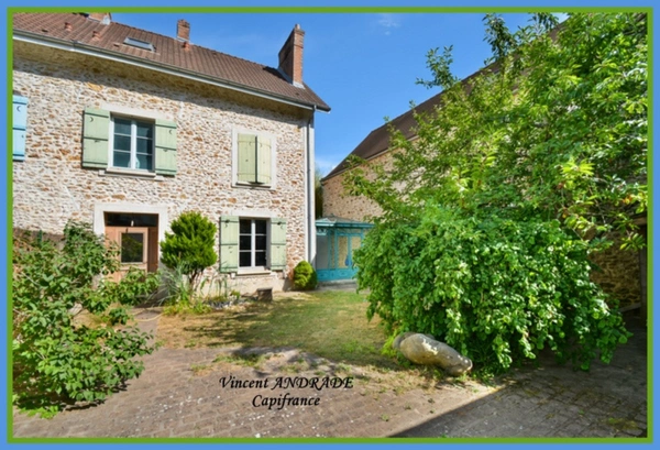 Maison 4 pièces CHEPTAINVILLE (91)- garage indépendant- véranda