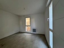 Appartement à vendre 4 pièces NIMES (30)