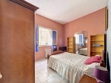 Appartement 87 m² avec terrasse et cave – Beaucaire, secteur Les Fontêtes