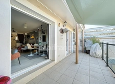 Maison avec garage et jardin - Beauvoisin