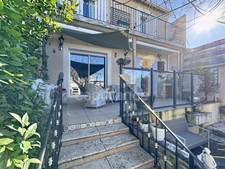 Maison avec garage et jardin - Beauvoisin