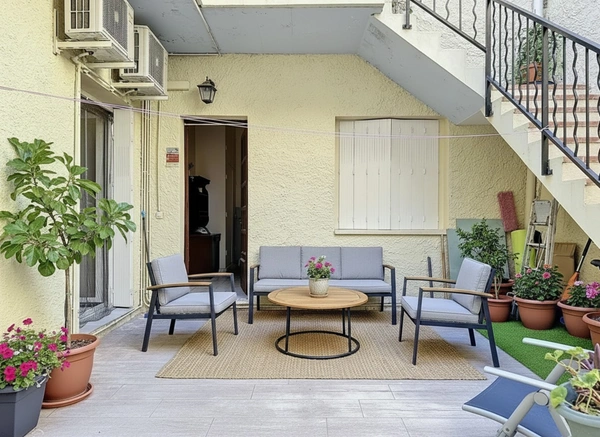 Appartement 87 m² avec terrasse et cave – Beaucaire, secteur Les Fontêtes