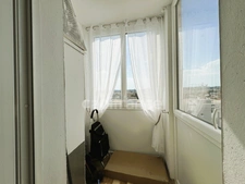 Clarté, calme et confort pour ce T3 traversant avec jolie vue dégagée (30)