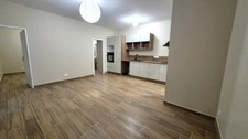 Immeuble avec 4 appartements et un garage à vendre à NIMES (30)