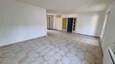 Maison avec 4 chambres et un bureau à UCHAUD (30)