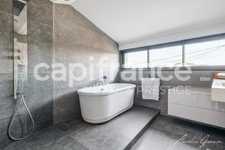 Townhouse - Terrace - Double garage - Independent studio