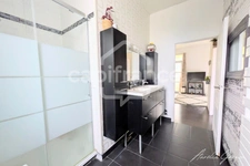 Maison familiale non mitoyenne - 4 chambres - Terrain 500 m²– Stationnement 