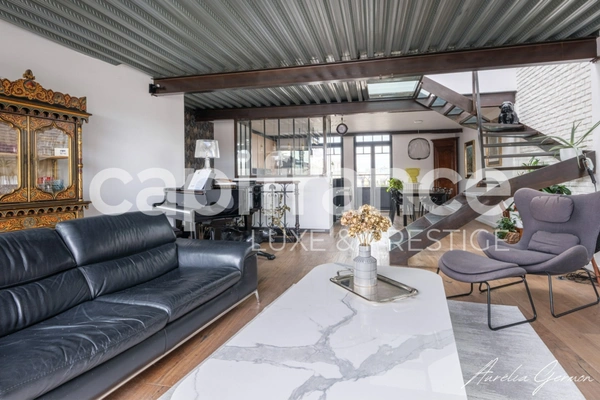 Maison de ville - Terrasse - Garage double - Studio indépendant