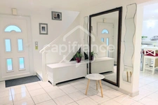 Maison familiale non mitoyenne - 4 chambres - Terrain 500 m²– Stationnement 
