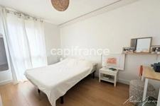 Bastide - Appartement de standing - 4 chambres - Terrasse - 2 stationnements