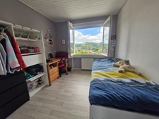 MAISON DE 124M² AVEC 5 CHAMBRES SUR TOP SECTEUR UNIEUX ET BEAU TERRAIN PLAT PISCINABLE DE 971M²