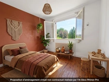 UNIEUX - MAISON D'ENVIRON 115M² / 3/4 CHAMBRES CUISINE EQUIPEE / SOUS-SOL COMPLET / TERRAIN DE PETANQUE ET JARDIN / 1055M² DE TERRAIN