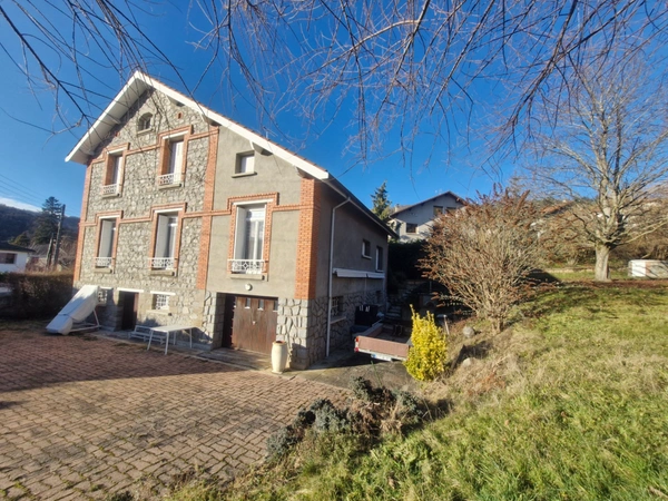 Maison à vendre 5 pièces UNIEUX (42)